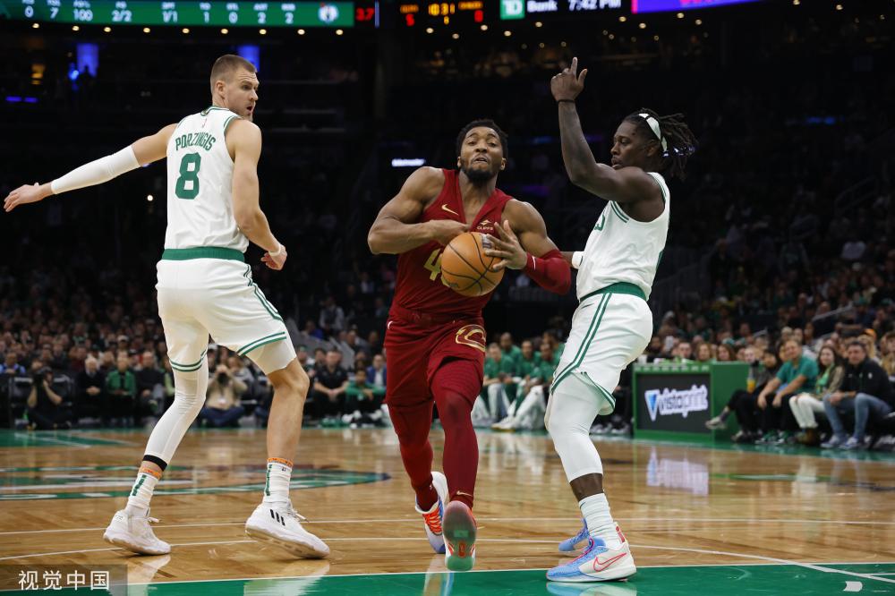 水铸就的辉 水铸就的辉